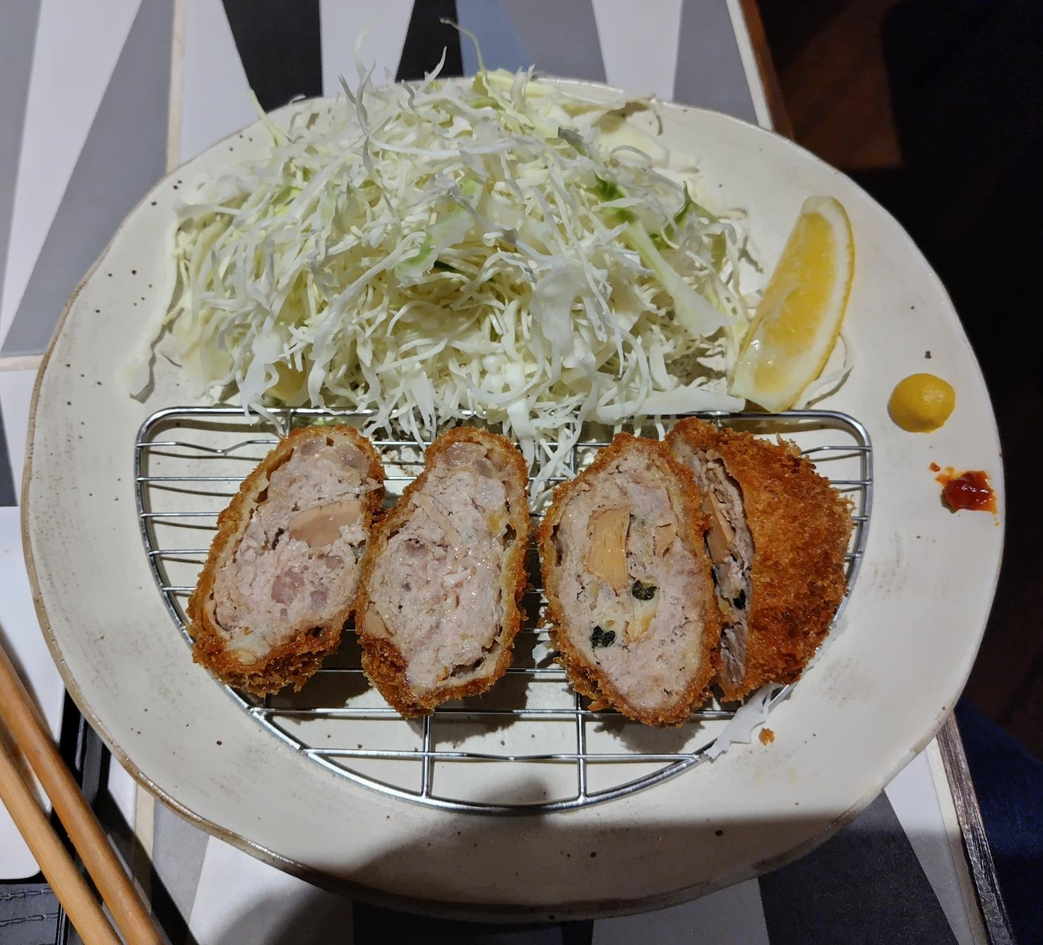 筍とあさりの自家製メンチカツ膳