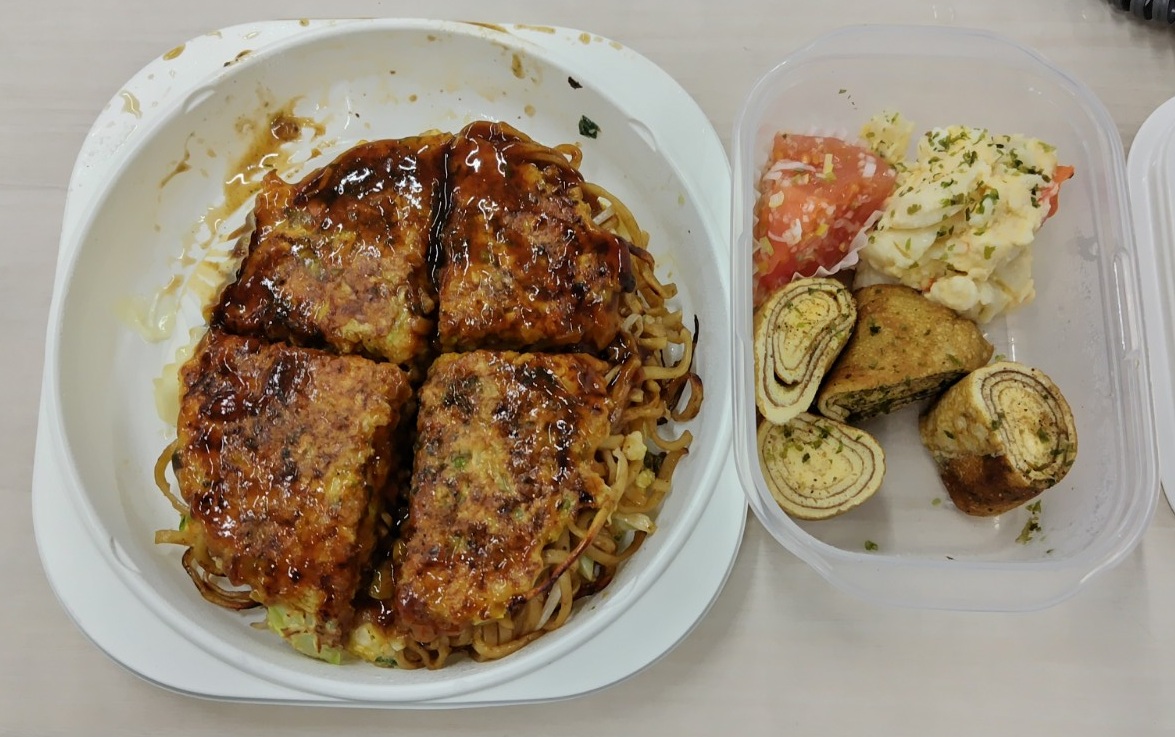 今日も出口お好み焼き